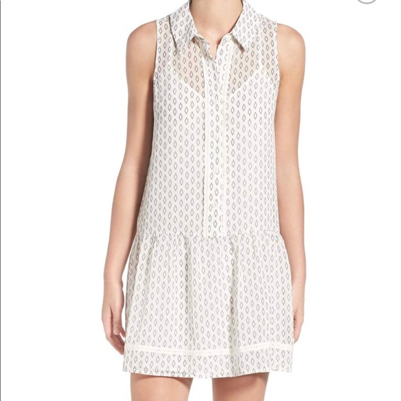 Anthropologie Dresses & Skirts - ANTHROPOLOGIE Cupcakes & Cashmere chiffon tunic